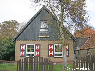 Brandend Zand, Bungalow auf Vlieland