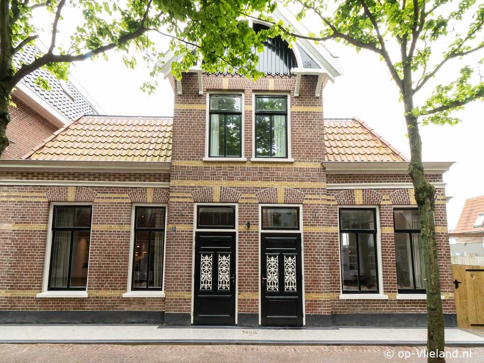 No5 Stuurboord. 